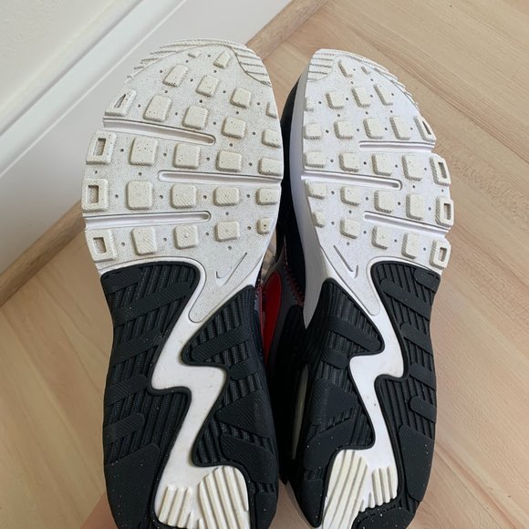 Nike Men's Air Max Excee White/University Red (CZ9204 100) - Picture 4 of 16